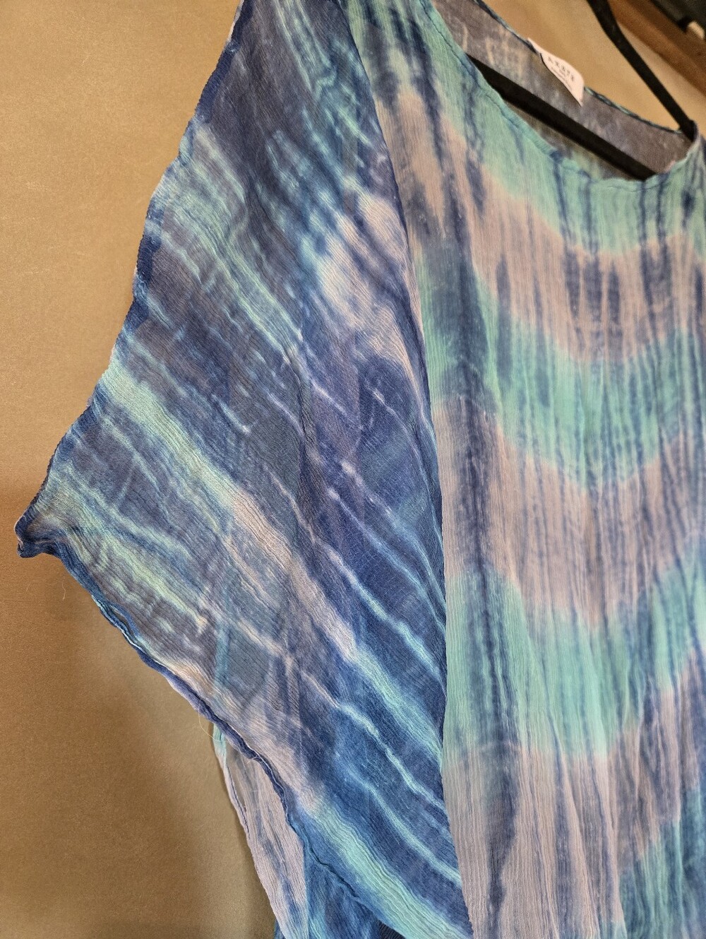 Axara Paris (175$) | Sheer Tie-Dye Batwing Tunic Top Blue Turquoise, Size 38 - Picture 5 of 8
